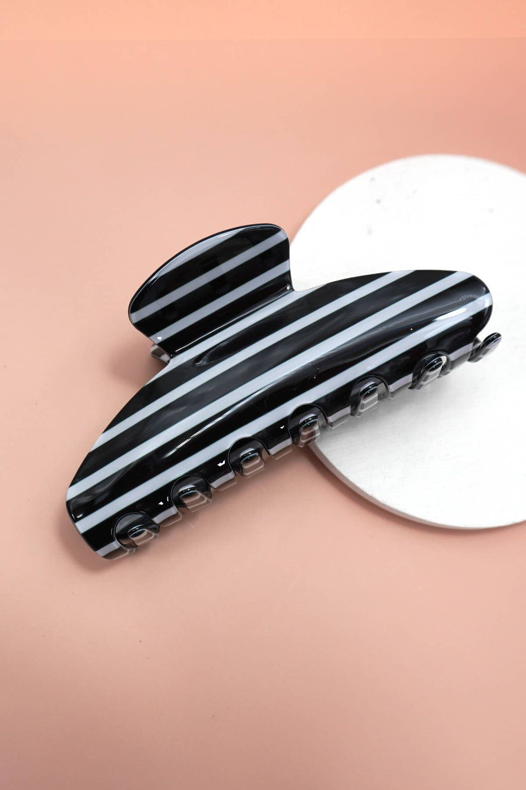 JUMBO STRIPE PLAID OVAL HAIR CLAW CLIP