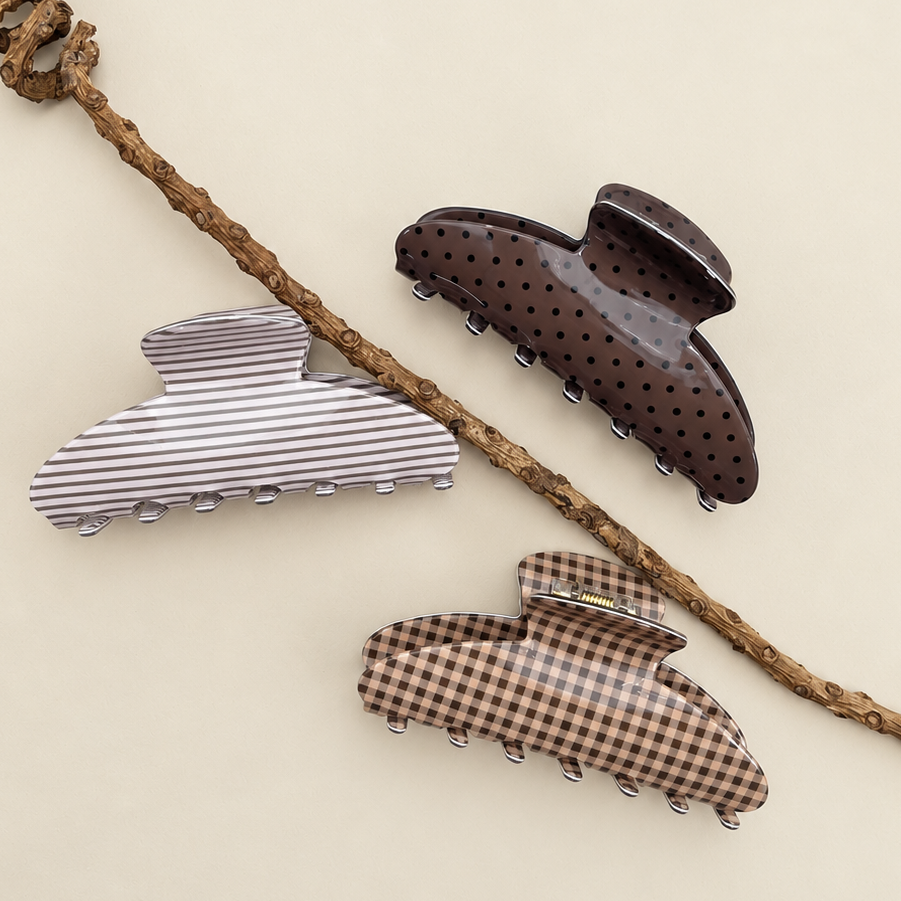 JUMBO STRIPE PLAID OVAL HAIR CLAW CLIP
