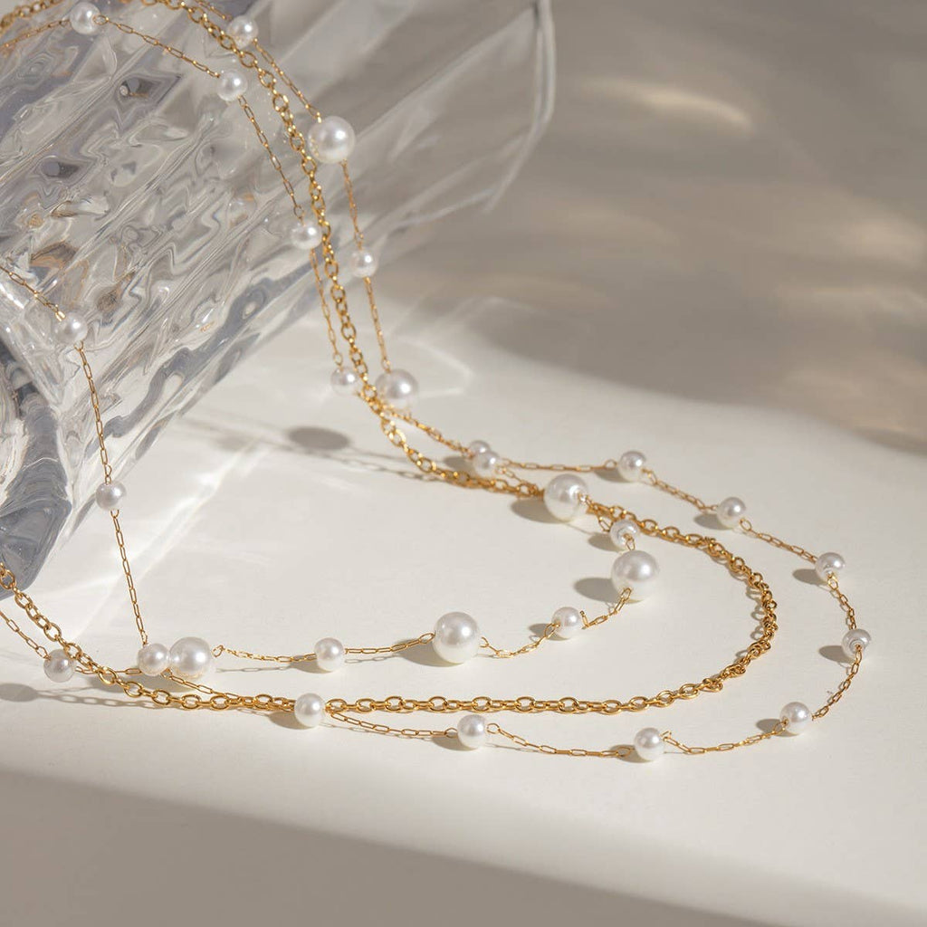 PEARL THREE LAYERED NECKLACE