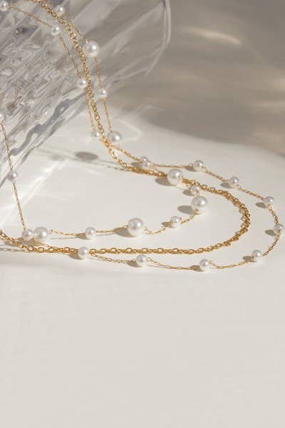 PEARL THREE LAYERED NECKLACE