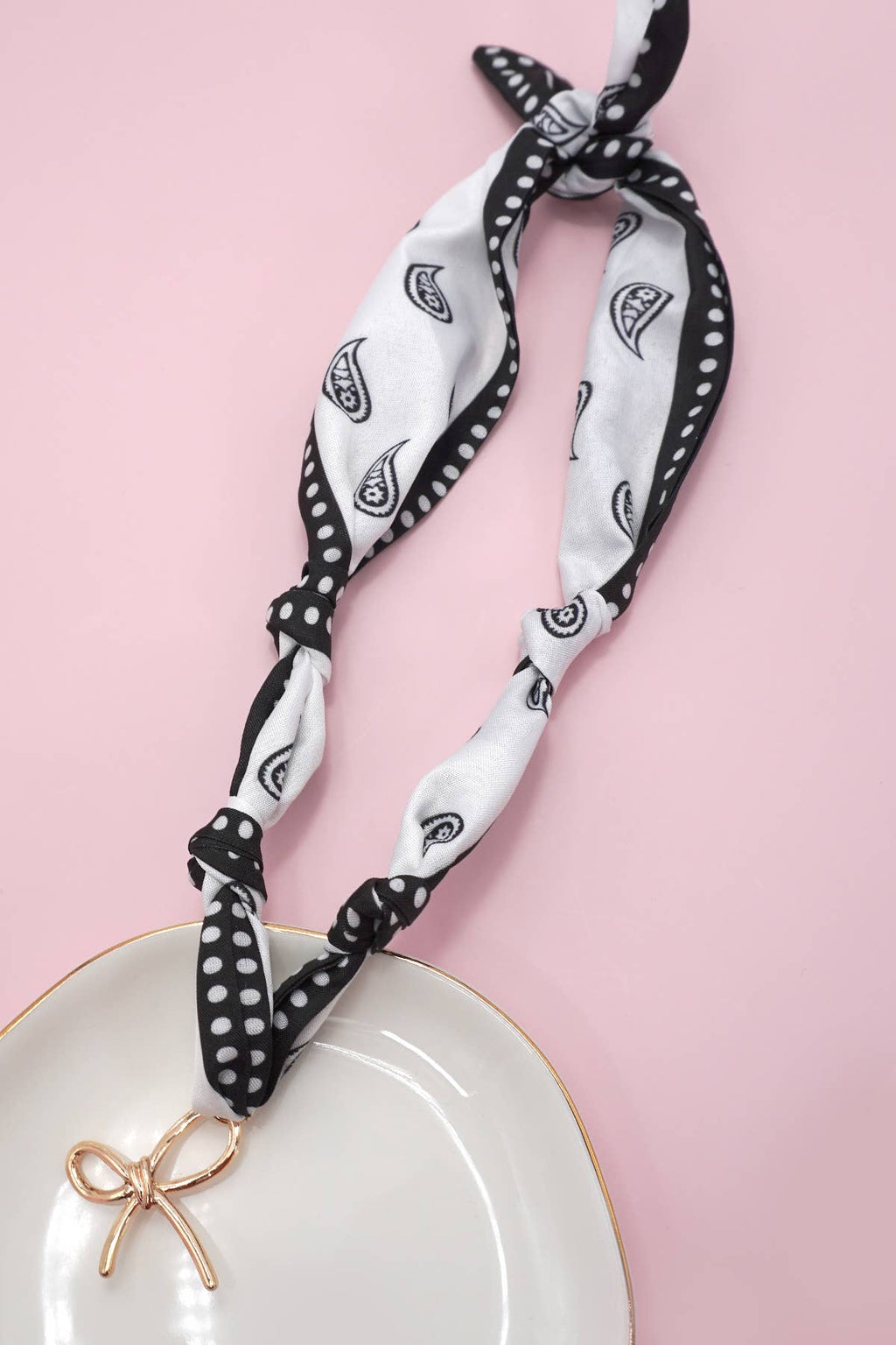 HANDMADE SCARF NECKLACE